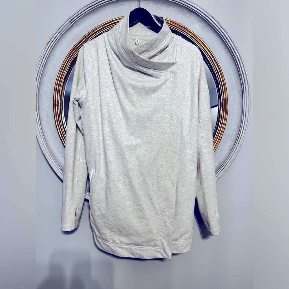 Lulu Lemon Button Wrap Cardigan, Size 6